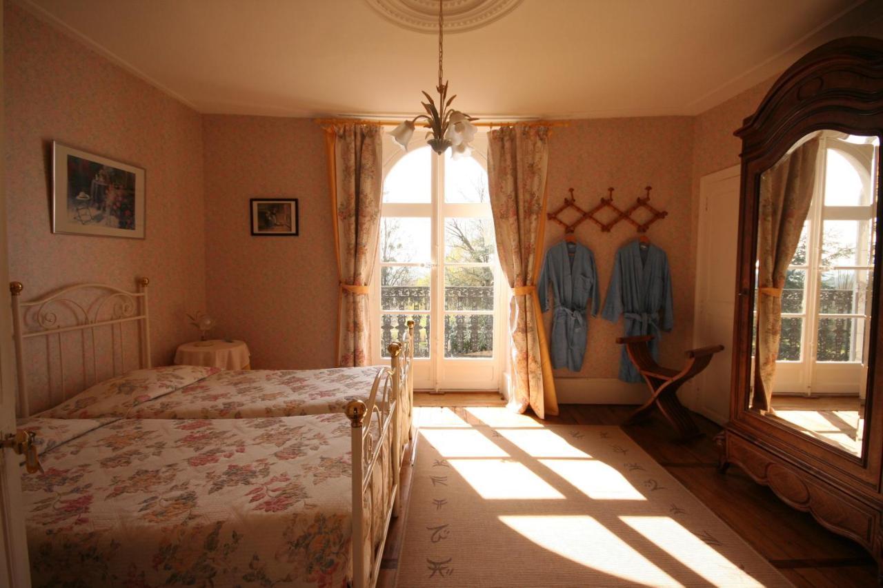 Domaine De Sainte Anne Bed & Breakfast Venoy ภายนอก รูปภาพ